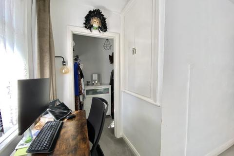 17 Lime Grove, Hayes, UB3 1JJ