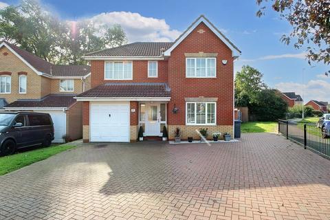4 bedroom detached house for sale - Lawford Place, Ipswich IP4