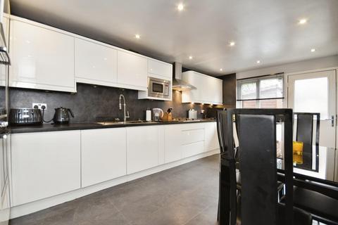 30 Fraser Drive, Sheffield, S8 0JG