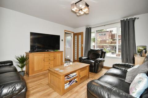 30 Fraser Drive, Sheffield, S8 0JG