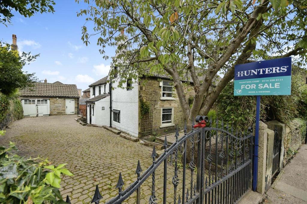 Greenhill Main Road, Greenhill Village, Sheffield, S8 7RB 3 bed semi