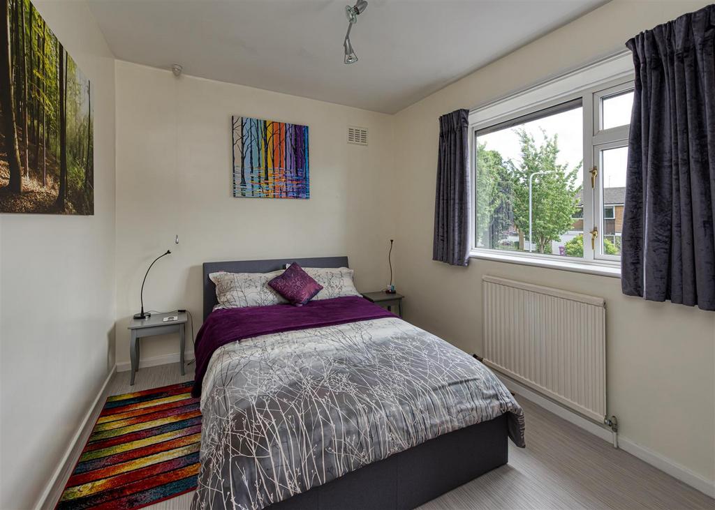 Helford House-bed2.jpg