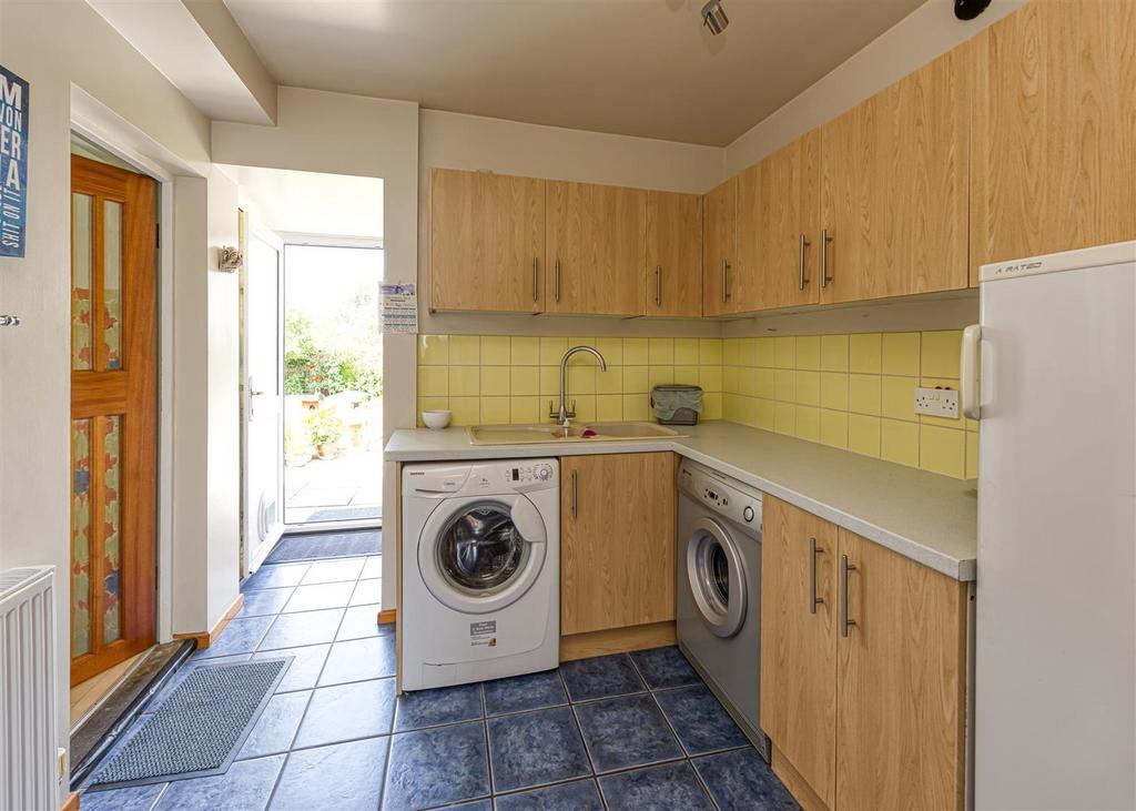 Helford House-laundry2.jpg