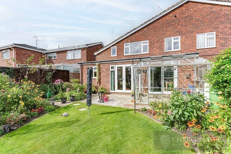 Monks Walk, Buntingford 5 bed semidetached house for sale £530,000