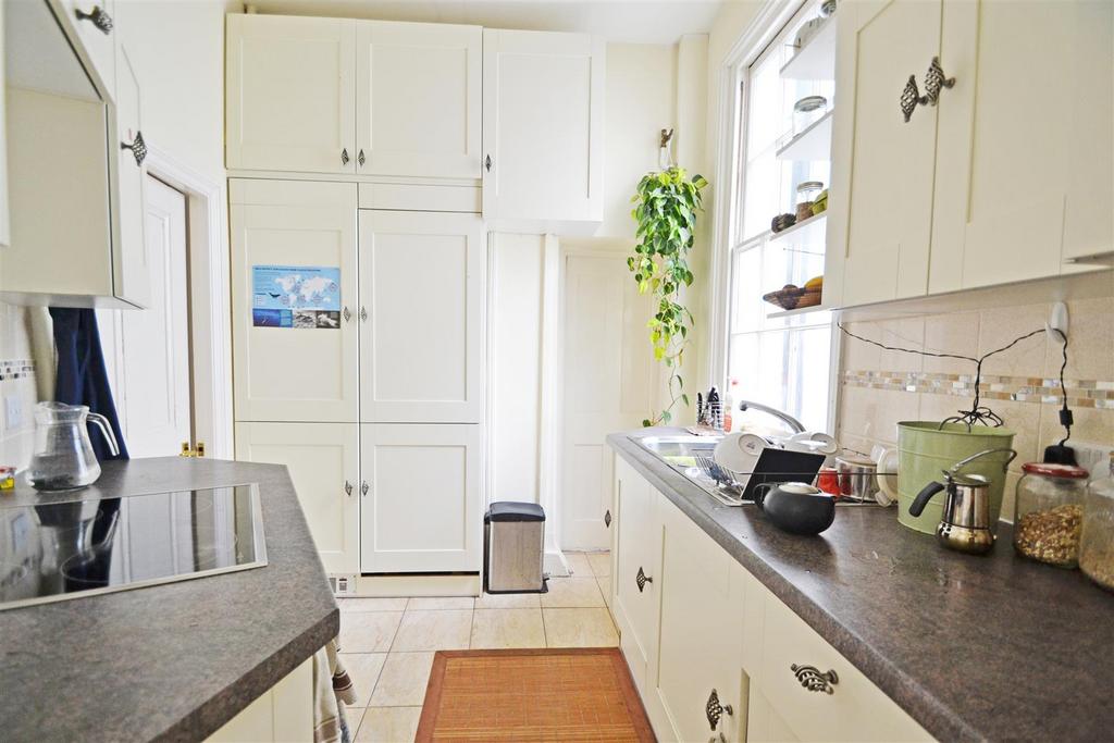 Kitchen2#.jpg