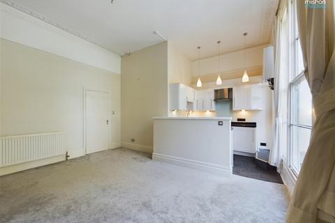 1 bedroom flat to rent, Tisbury Road, Hove, BN3 3BB