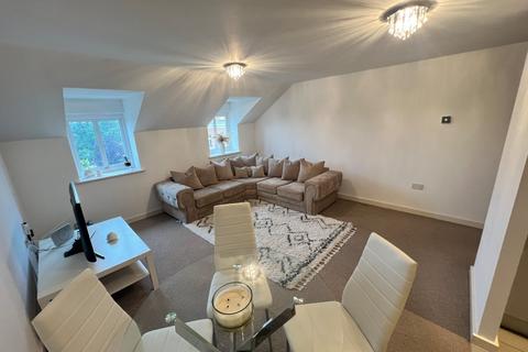 2 bedroom apartment to rent - Main Street, Dickens Heath, Solihull, B90