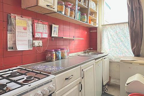1 bedroom flat for sale - 17 High Street, Herne Bay