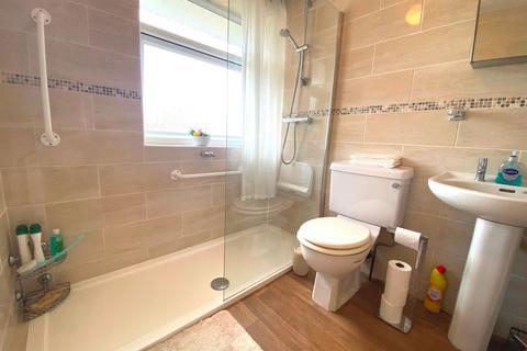 194 Hazeldene Road, Northampton, NN2 7NH