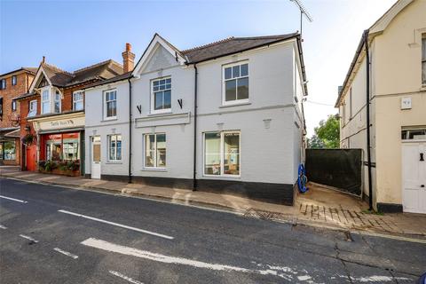 1 bedroom apartment for sale, Station Road, Liss, Hampshire, GU33