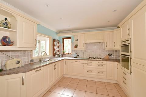 3 bedroom detached house for sale, High Street, Buxted, Uckfield, East Sussex