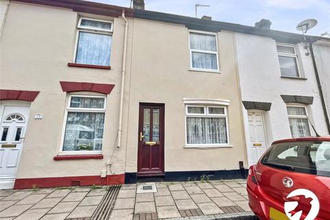 2 bedroom terraced house to rent, West Street, Gillingham, Kent, ME7