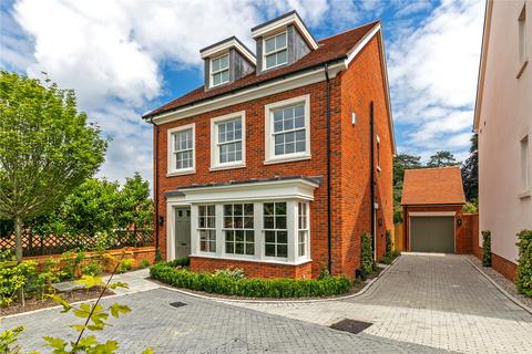 4 bedroom detached house for sale, Kilmeston Close, Park Road, Winchester, Hampshire, SO22