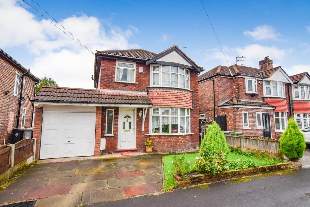 Colebrook Road, Timperley, Altrincham, Cheshire, WA15 3 bed detached