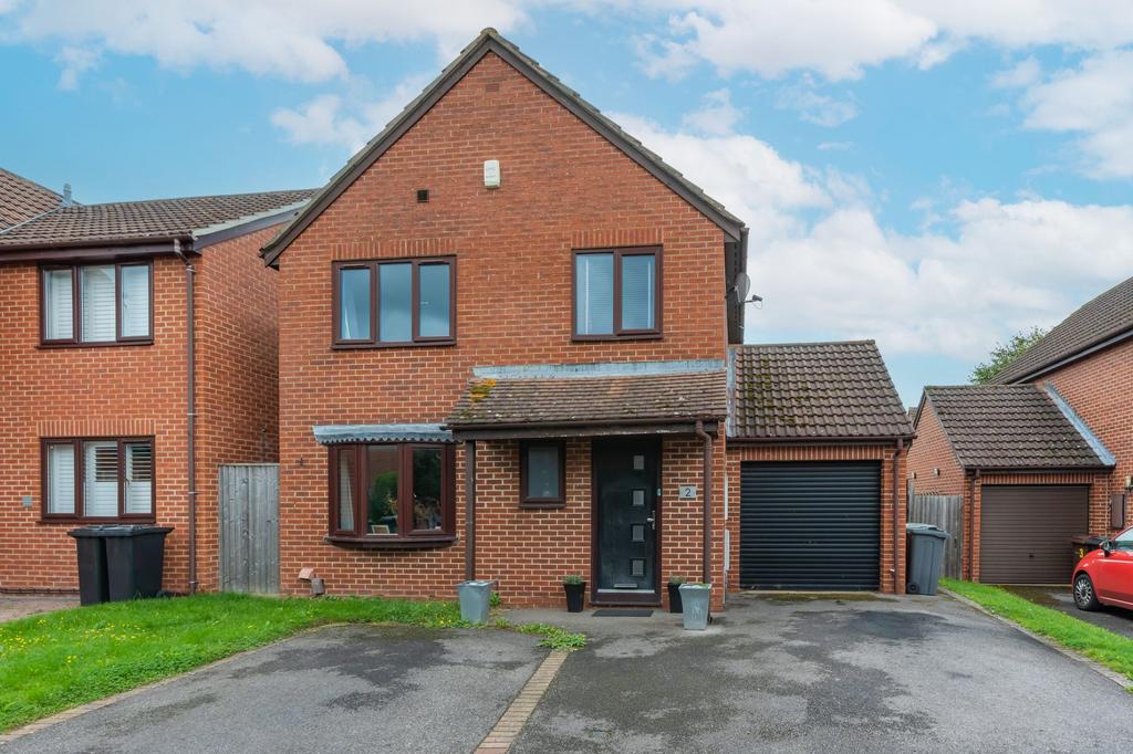 Ashcroft Close, Oxford, OX2 4 bed detached house for sale £550,000