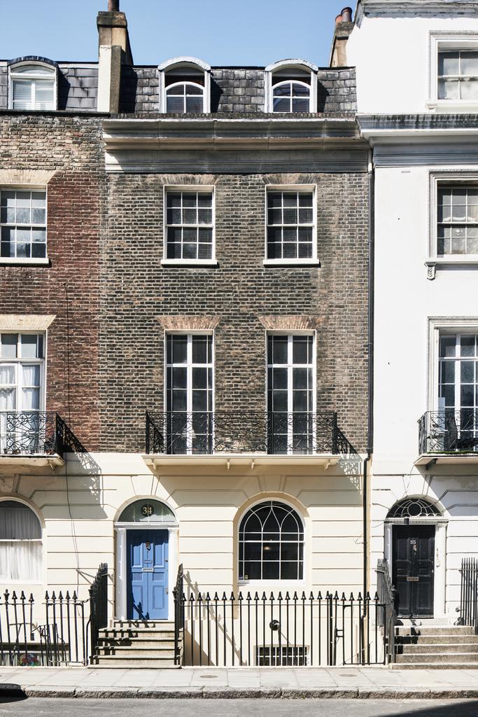 DGLA8450 34 Mornington Crescent.jpg