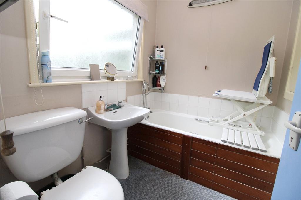 En Suite Bathroom