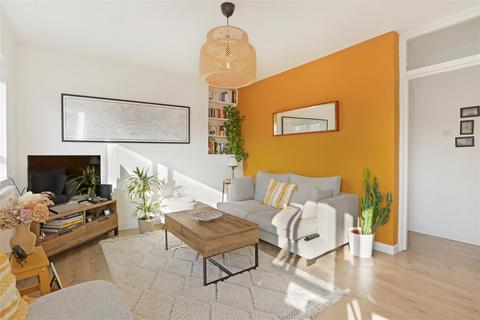 Flat 7, Cobbett House Brecknock Road Estate, London, N19 5BL