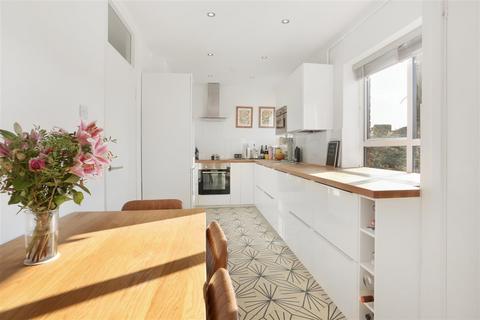 Flat 7, Cobbett House Brecknock Road Estate, London, N19 5BL
