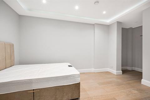Studio to rent, Clanricarde Gardens, London, W2
