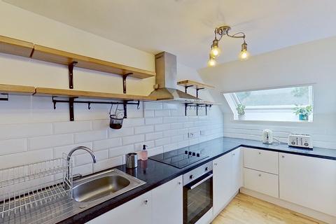 1 bedroom flat to rent, Dean Path, Edinburgh, EH4