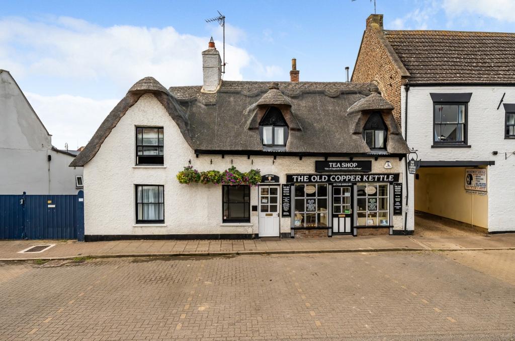 North Street, Crowland, Peterborough, PE6 4 bed detached house for sale £350,000