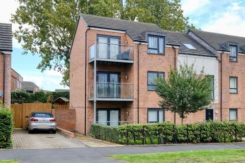 Flat 3, 136 Frogmill Road, Birmingham, B31 5DD