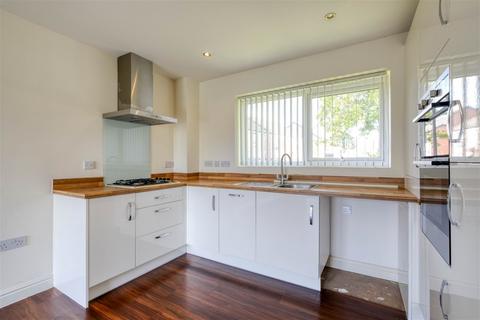 Flat 3, 136 Frogmill Road, Birmingham, B31 5DD