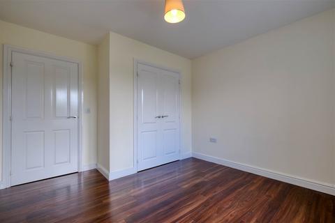 Flat 3, 136 Frogmill Road, Birmingham, B31 5DD