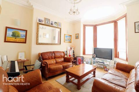 4 bedroom semi-detached house for sale, Bensham Manor Road, Thornton Heath