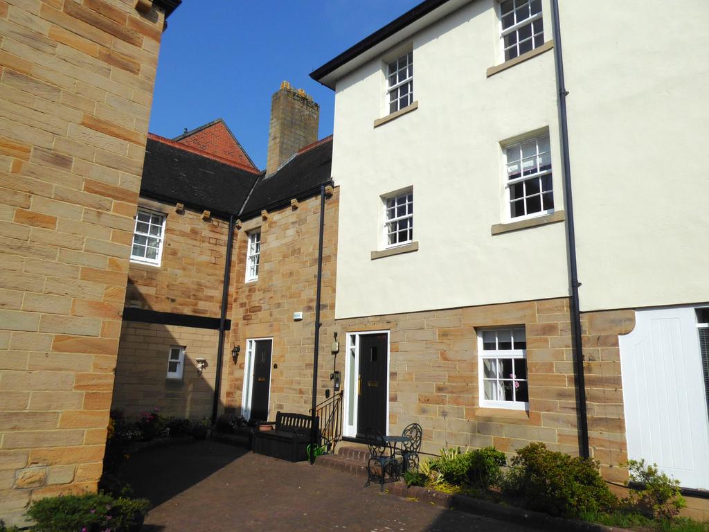 Castle Hill House, Wylam, NE41 2 bed apartment £795 pcm (£183 pw)