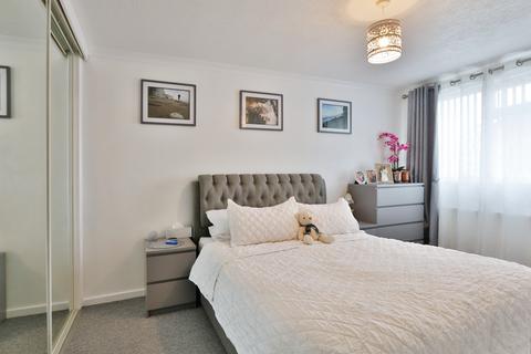20 Bridport Close, Bransholme, Hull, HU7 6AQ