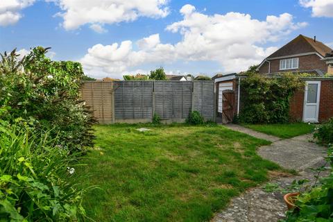 2 bedroom detached bungalow for sale - Eirene Road, Goring-By-Sea, Worthing, West Sussex