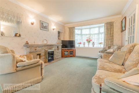 4 bedroom detached house for sale - Broadgate, Almondbury, Huddersfield, West Yorkshire, HD5