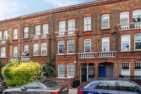 2 bedroom flat for sale - Queenstown Road, Battersea.