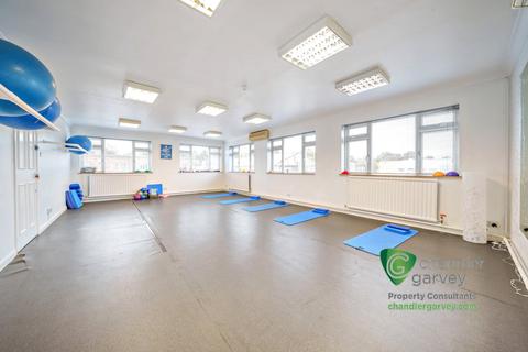 Leisure facility to rent, Denmark Street, Maidenhead SL6