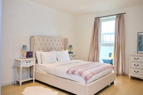 1 bedroom apartment for sale, Glasshouse Gardens, London, E20