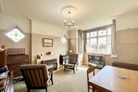 71 Braemar Crescent, Leigh-on-sea, SS9 3RJ