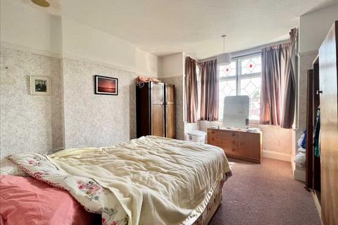 71 Braemar Crescent, Leigh-on-sea, SS9 3RJ
