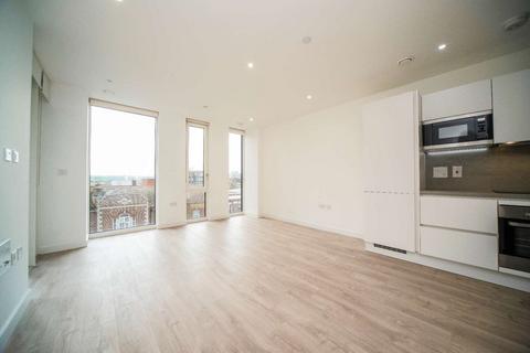 2 bedroom flat to rent, 23 Percival Square, Harrow, London