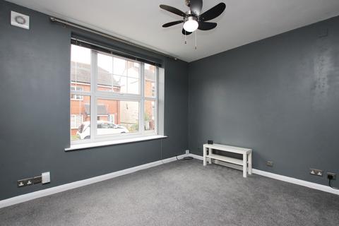 1 bedroom ground floor flat for sale, King Street, Desborough NN14