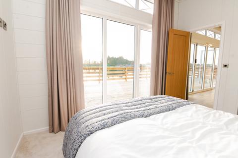 2 bedroom holiday lodge for sale, Plot 1, PRESTIGE HAMPTON at Tallington Lakes, Tallington Lakes Leisure Park Ltd, Barholm Road PE9