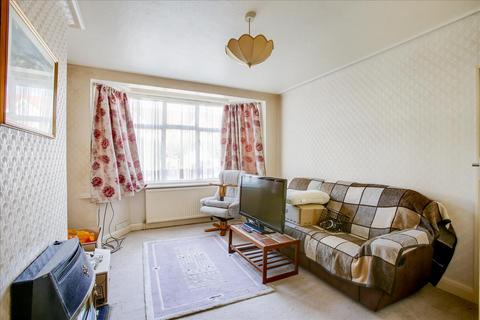 75 Park View, London, W3 0PU