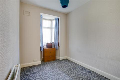 75 Park View, London, W3 0PU