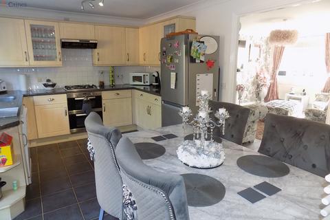 3 bedroom end of terrace house for sale - Llwyn Coch, Broadlands, Bridgend. CF31 5BJ