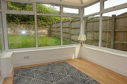 3 bedroom detached house for sale - Canisp Close, Chadderton