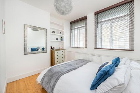 2 bedroom flat for sale, Upper Richmond Road, London