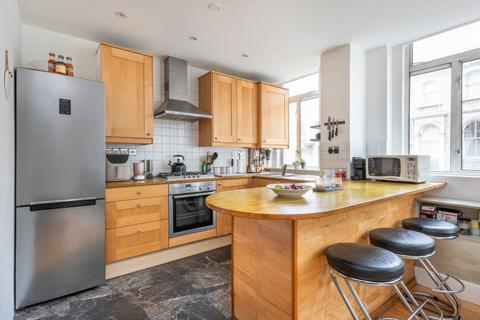 2 bedroom flat for sale, Upper Richmond Road, London