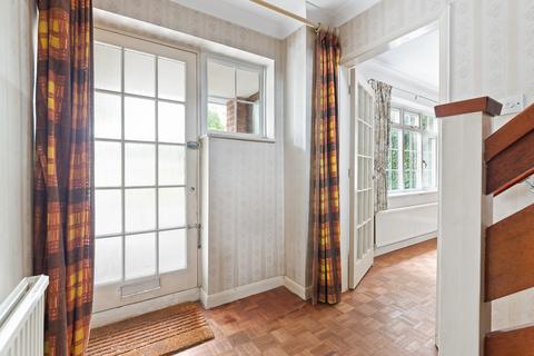 3a Leatherhead Road, Ashtead, KT21 2TW