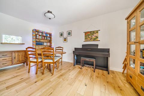 15 Bramshaw Close, Harestock, Winchester, SO22 6LT